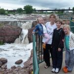 Heather poses with the kids from the observation deck... yes, this is still just a city park. Amazing!